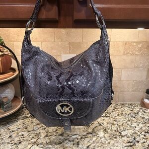 MICHAEL Michael Kors FULTON HOBO SHOULDER BAG GRAY EMBOSSED LEATHER SILVER
